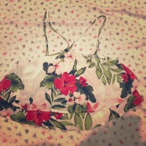 Flowy Newbury KustomCrop Top
